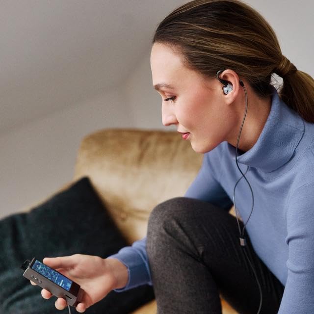 Sennheiser IE 900 Audiophile in-Ear Monitors - TrueResponse Transducers with X3R Technology for Balanced Sound, Detachable Cable with Flexible Ear Hooks, Includes Balanced Cables, 2-Year Warranty